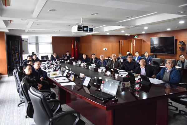 210318 集團(tuán)黨委中心組學(xué)習(xí)會(huì) 祝益軍 (1)x.jpg