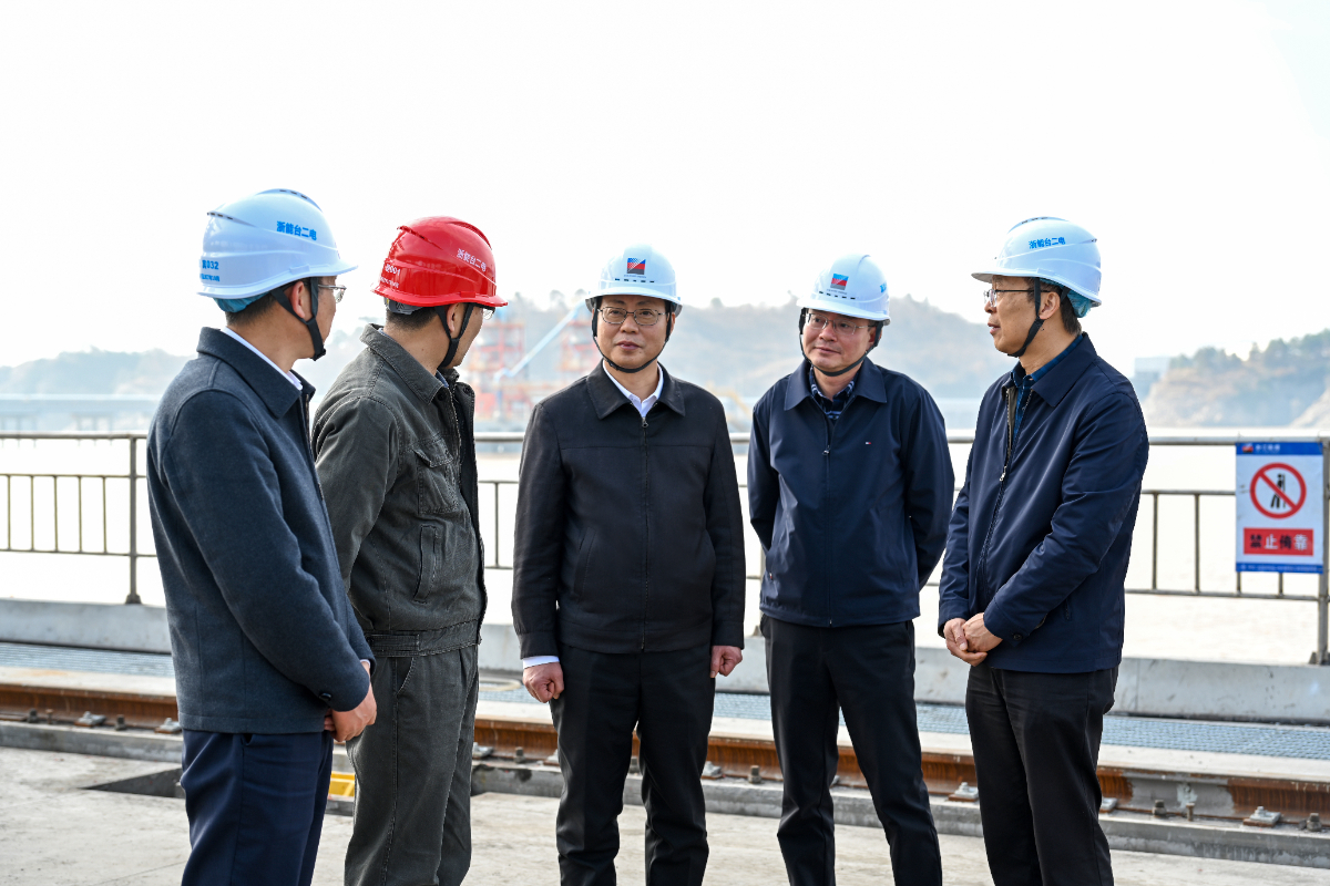 劉盛輝赴基層開展春節(jié)前安全檢查